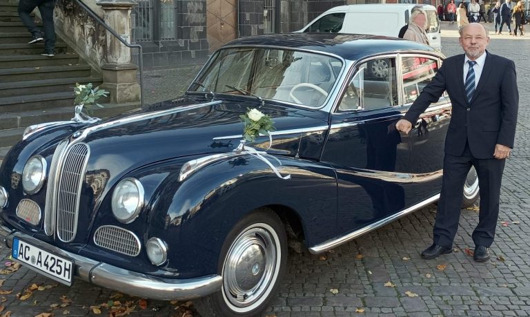 Aachener-Hochzeitsauto Aachener-Hochzeitsauto